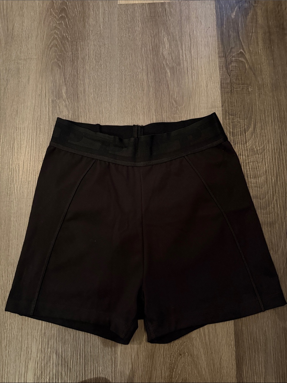 PINK Athletic Shorts in Black Size Medium Like New
